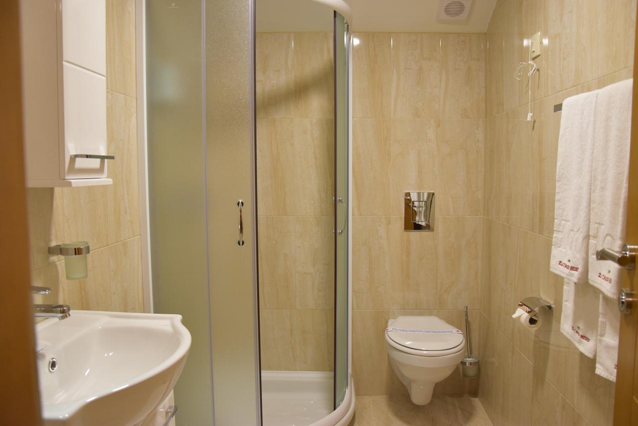 In Hotel Zlatar Ex Zlatarski Biseri Nova Varoš 外观 照片